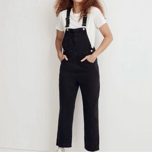 Madewell Straight Leg Overalls in Lunar Wash XL